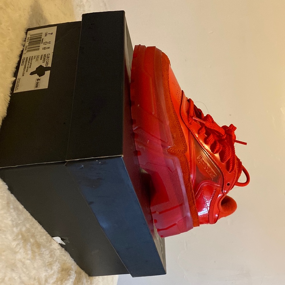 Club cardi women